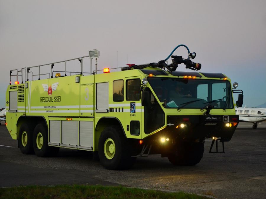  Oshkosh Striker 3000 ARFF 2002 года  (фото 12 из 17)